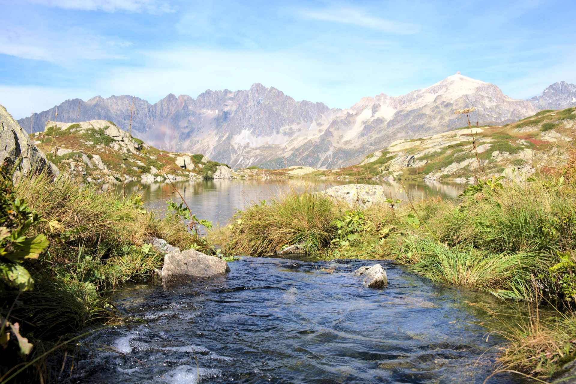 Los Lacs de Pétarel en su circo de acantilados, Valgaudemar