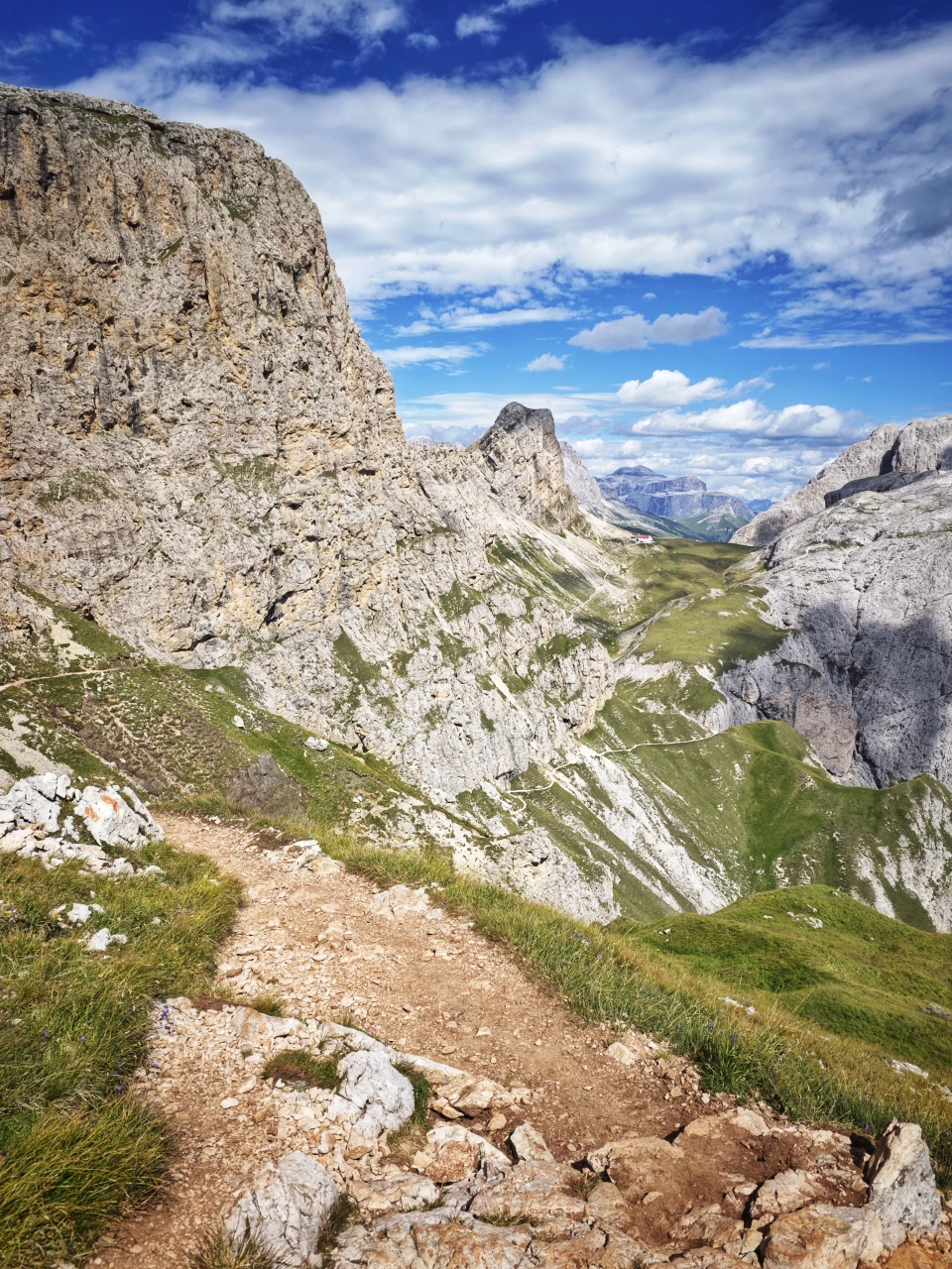 El refugio Alpe di Tires, sobre el Alpe di Siusi
