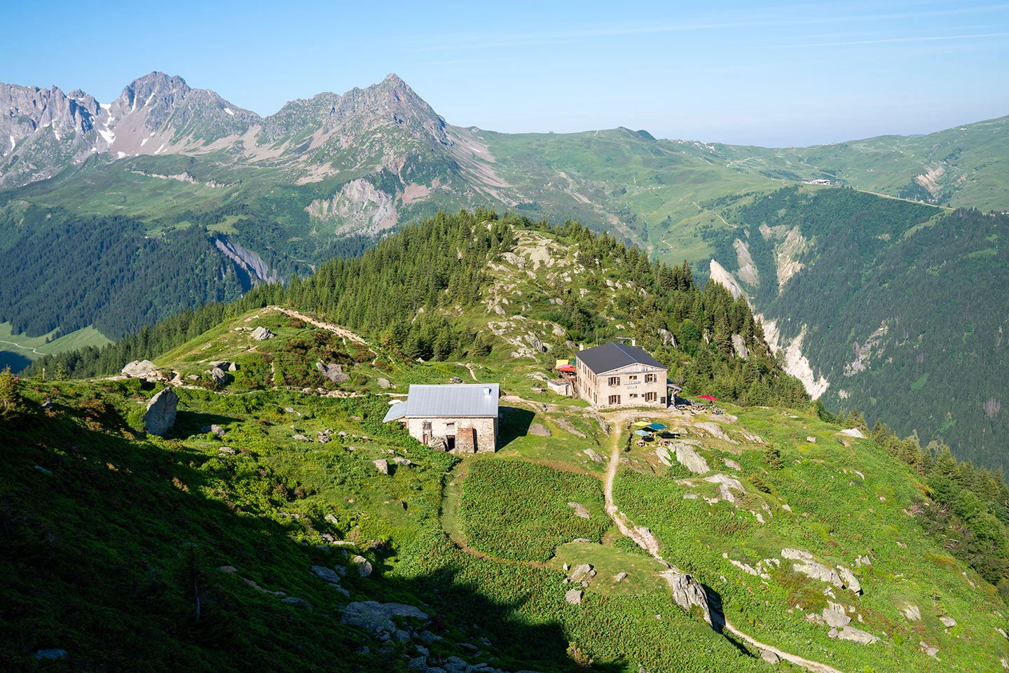 Refuge de Tré-la-Tête por encima del val Montjoie