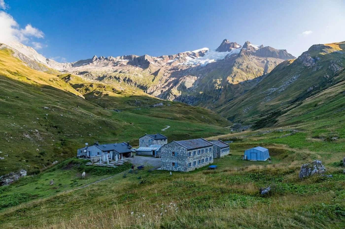 Refuge des Mottets en la vallée des Glaciers, antes del col de la Seigne
