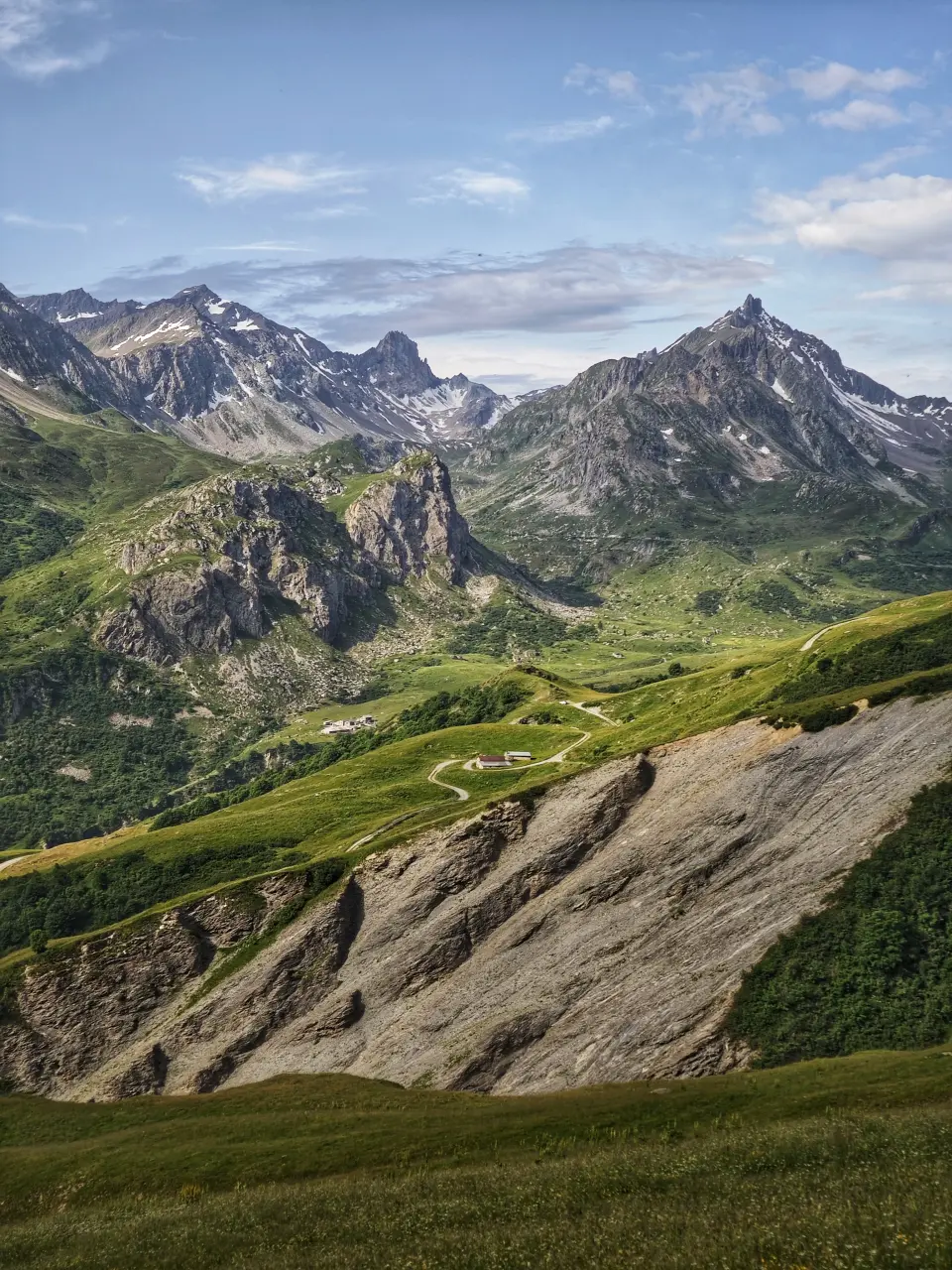 Vista del Col des Fours desde el Refugio des Mottets - TMB